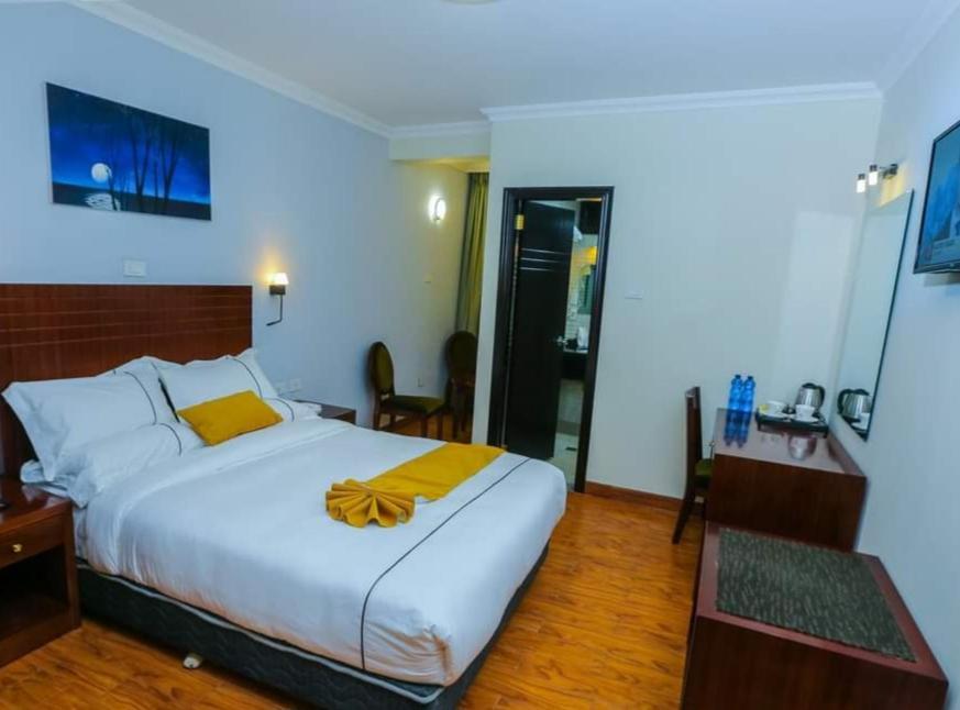 Zemalex Hotel Addis Abeba Esterno foto