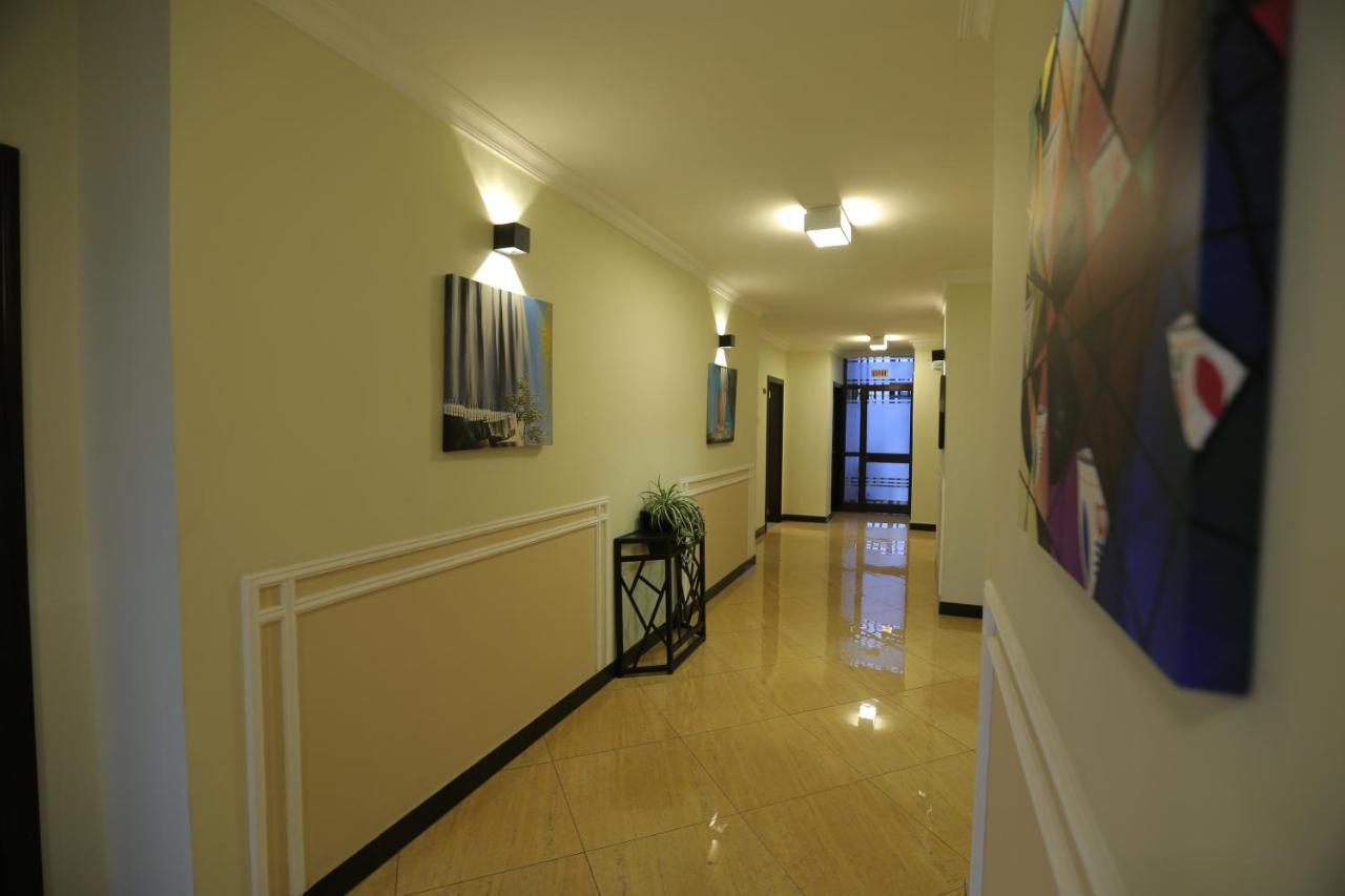 Zemalex Hotel Addis Abeba Esterno foto