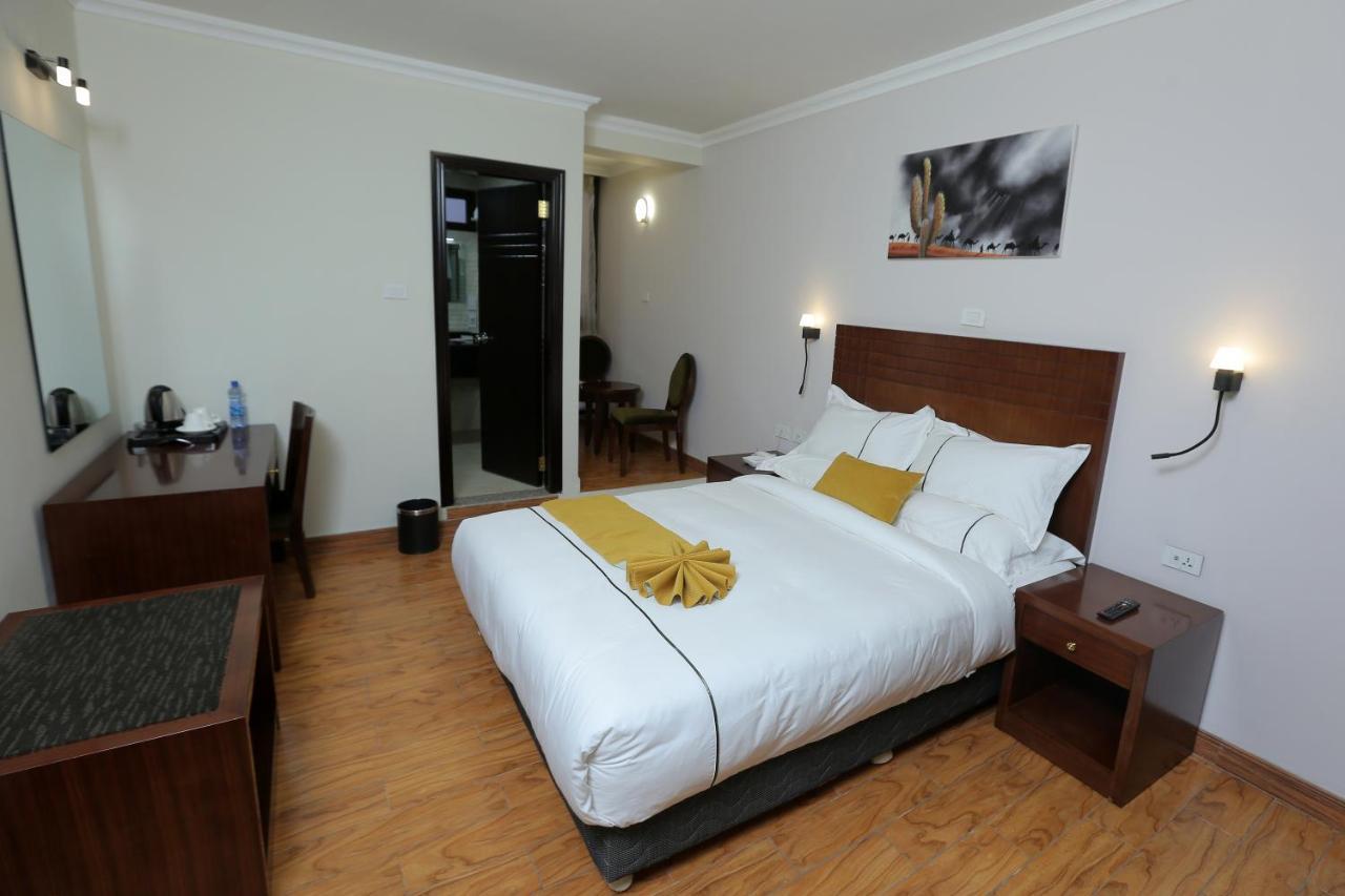 Zemalex Hotel Addis Abeba Esterno foto